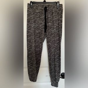 Style 5 Joggers Medium